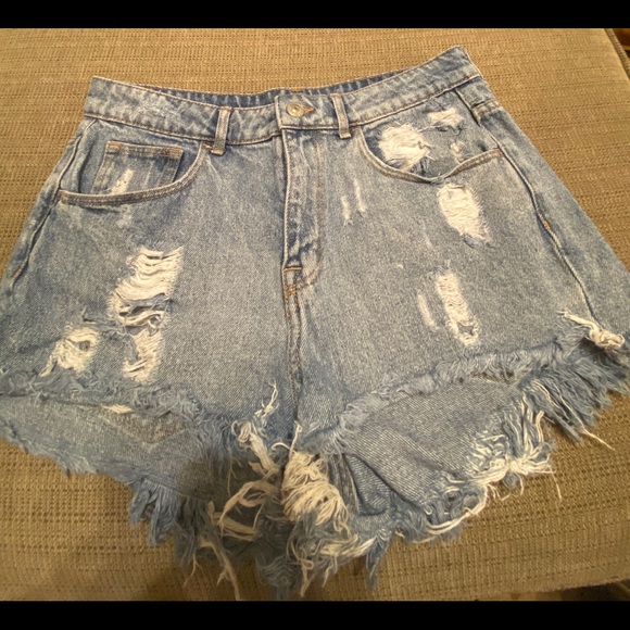 H&M Pants - High Waist Jean shorts